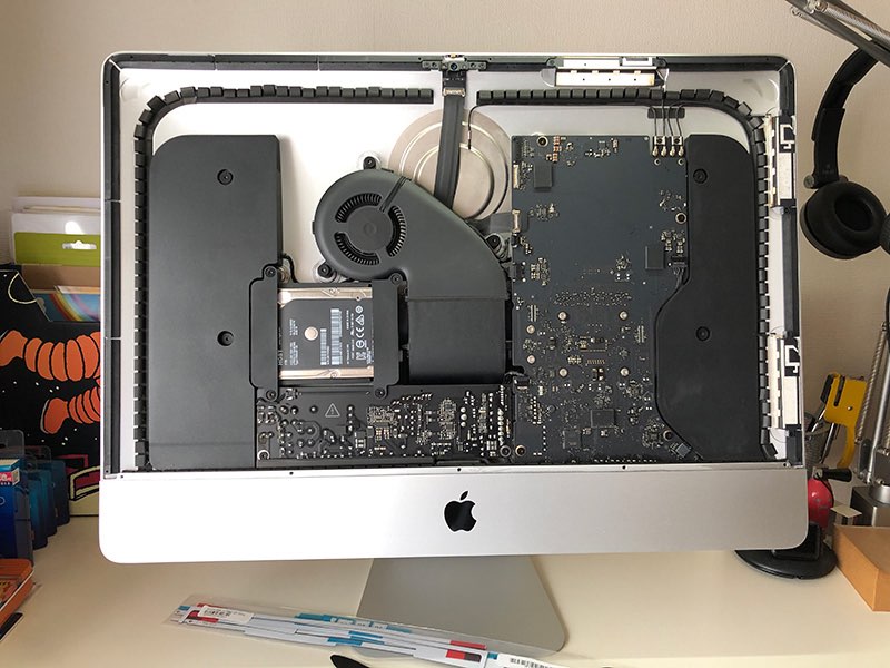 Apple iMac(21.5,4K,2019) i7/32GB/1TB SSD